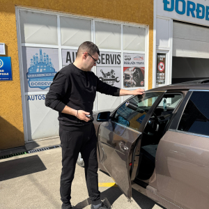 Atest zatamnjenih auto stakala Loznica 10