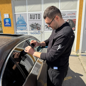 Atest zatamnjenih auto stakala Loznica 3