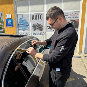 Atest zatamnjenih auto stakala Loznica 5